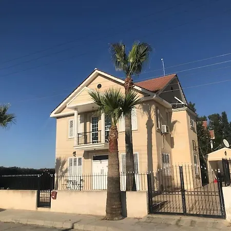 Vila Oroklini